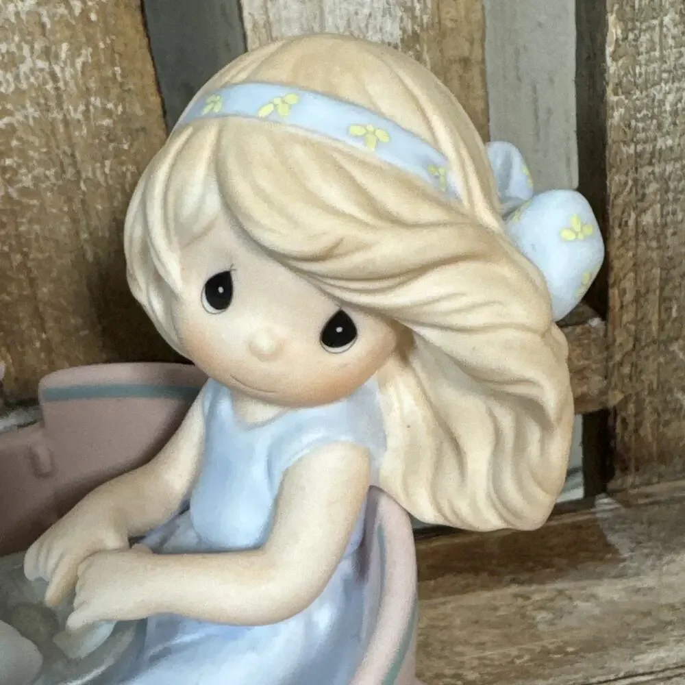 Disney Parks Precious Moments “You Are My Cup Of Tea” Figurine Mad Tea Cups Ride